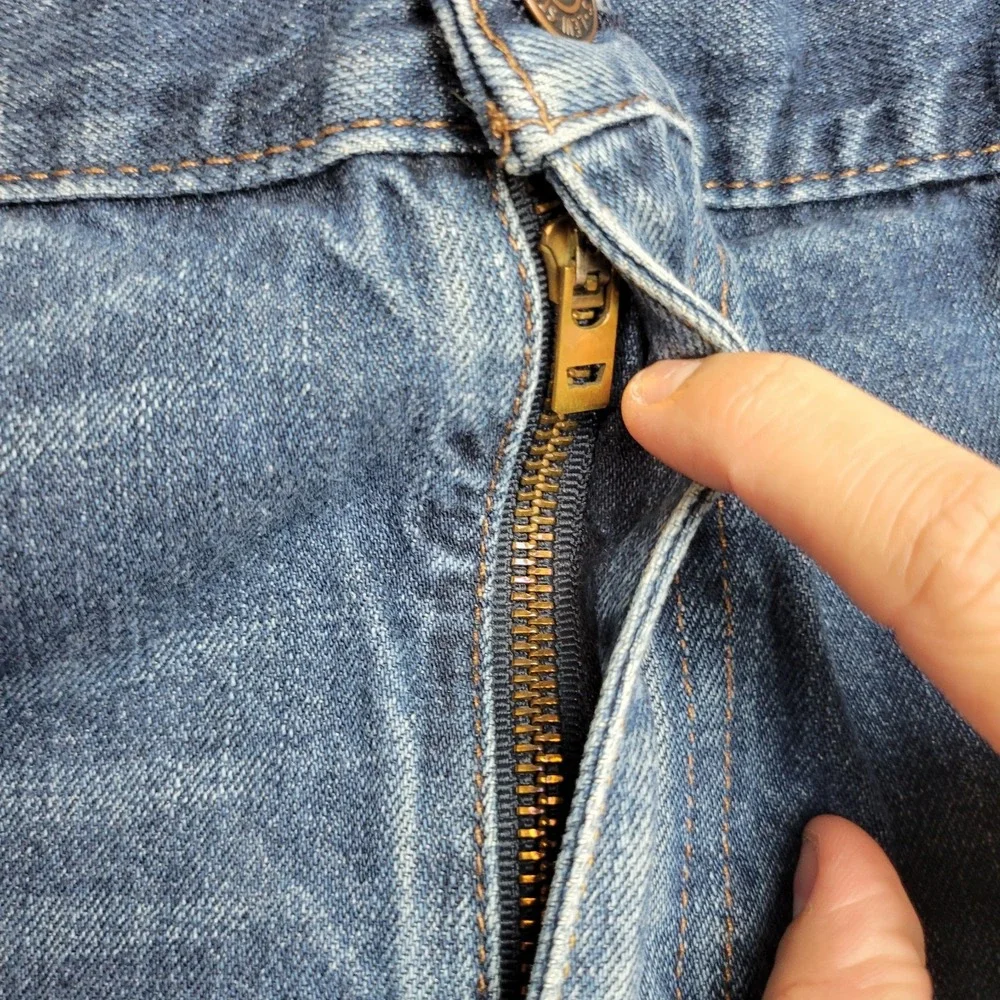 Levis measurements disclaimer